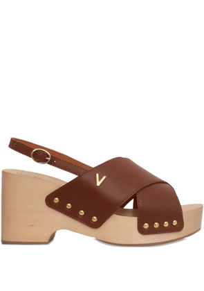 Via Roma 15 100mm cross-strap wooden-sole sandals - Brown