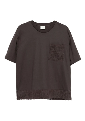 CHÉ logo-embroidered T-shirt - Brown