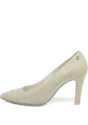 CHANEL Pre-Owned leather cap-toe pumps - Neutrals