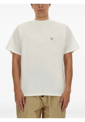 SOUTH2 WEST8 logo-embroidered T-shirt - White