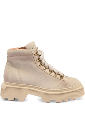 Santoni suede lug-sole hiking boots - Neutrals