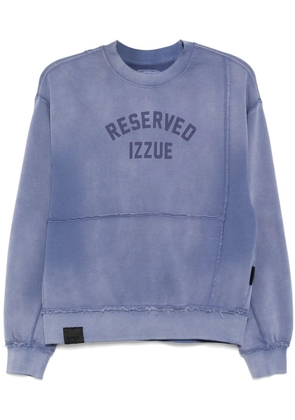 izzue logo-printed sweatshirt - Purple