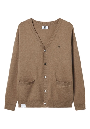 izzue bear-logo patch pocket cardigan - Brown