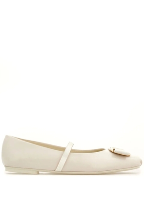 Ferragamo New Vara-bow lambskin ballerina shoes - White