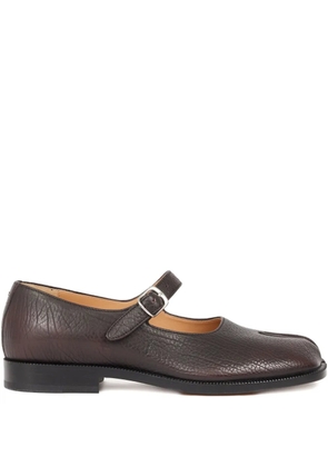Maison Margiela Tabi Mary Jane loafers - Brown