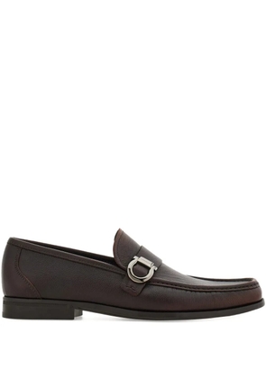 Ferragamo Gancini-buckle loafers - Red