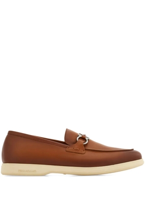 Ferragamo Gancini-plaque loafers - Brown