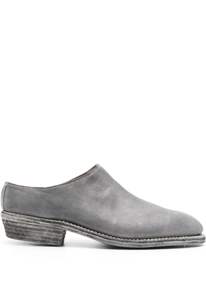 Guidi grained leather mules - Grey