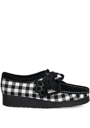 Clarks Originals gingham-check flower-embellished loafers - Black