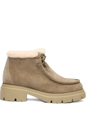 Stuart Weitzman Hudson shearling boots - Neutrals