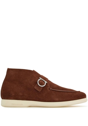 Ferragamo Gancini-buckle suede boots - Brown