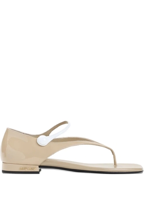 Miu Miu two-tone patent-leather sandals - Neutrals