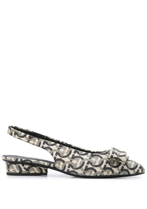 Ferragamo 35mm Vara Gancio pumps - Neutrals