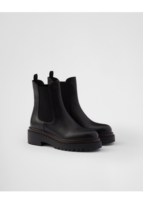 Double Chocolate leather Chelsea boots
