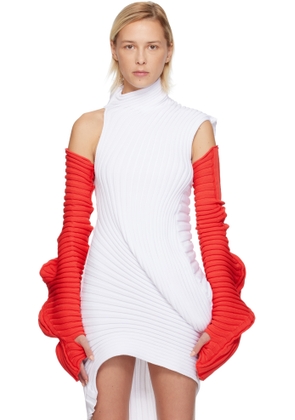 ISSEY MIYAKE Red Knit 'As It Is' Gloves