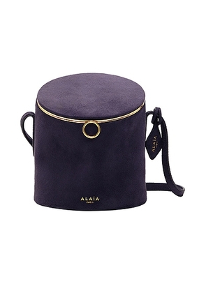 ALAÏA ALAΪA Small Bucket Bag in Aubergine - Purple. Size all.