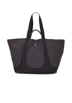 On x Ikon Cargo Pack in Black - Black. Size all.