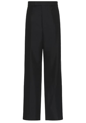 Thom Browne High Rise Backstrap Trouser in Black - Black. Size 4 (also in ).