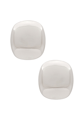 Ettika Square Hoops in Metallic Silver.