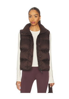 Beyond Yoga Big Cozy Puffer Vest in Brown. Size L. Also in M, S, XL, XS.