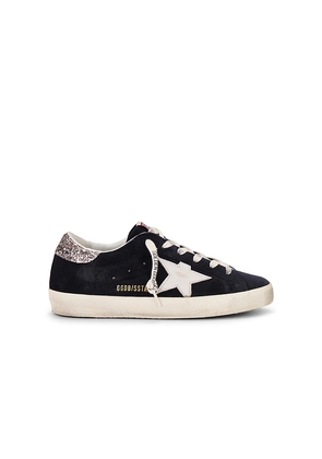 Golden Goose Super Star Sneaker in Navy. Size 35. Also in 41.