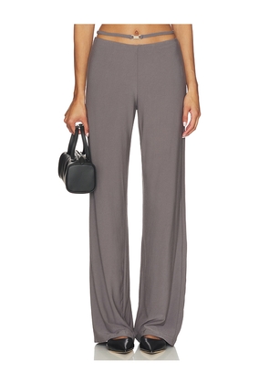 MADISON THE LABEL Windsor Straight Leg Pant in Grey. Size L. Also in M, S, XL, XS.
