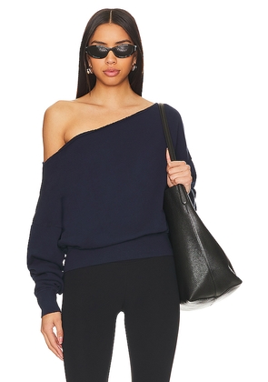 STRUT-THIS Crawford Sweatshirt in Navy. Size M. Also in L, S, XS.
