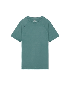 Rhone Reign Short Sleeve Tee in Green. Size M. Also in S.