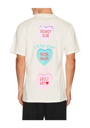 Philcos Sweethearts Hey There Tee in Cream. Size L. Also in M, S, XL/1X.