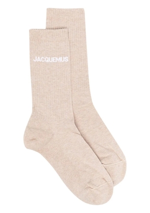 Jacquemus Les Chaussettes Jacquemus logo-intarsia socks - Brown