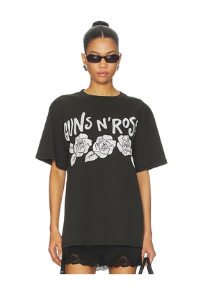 Philcos Guns N' Roses Roses Tee in Black. Size L. Also in M, S, XL/1X.