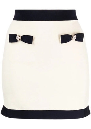 Self-Portrait bow-detail knitted miniskirt - Neutrals