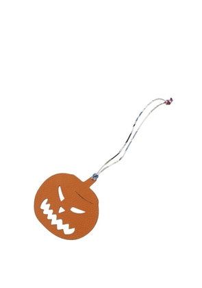 Hermès Pre-Owned 2015-2025 Epsom and Togo Petit H Halloween Pumpkin Bag Charm - Brown