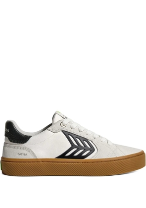 Cariuma Catiba 2.0 suede-leather logo-detail sneakers - White