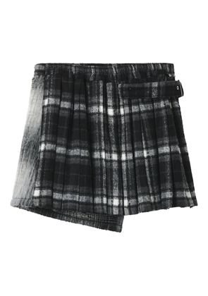 Musium Div. plaid buckle-detail mini skirt - Black
