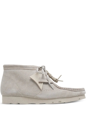 Post Archive Faction x Clarks Wallabee desert boots - Neutrals
