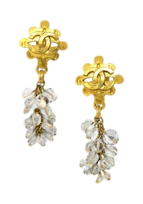 CHANEL Pre-Owned 1994 CC-logo clip-on earrings - Gold