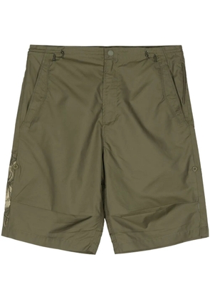 Maharishi embroidered-motif shorts - Green