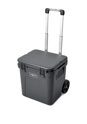 YETI Roadie wheeled cool box - Black
