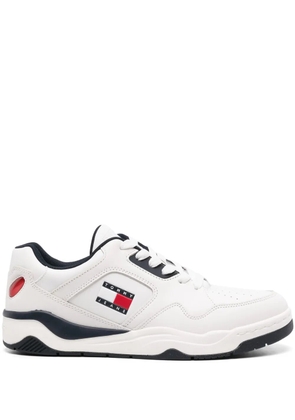 Tommy Jeans logo-print leather sneakers - White