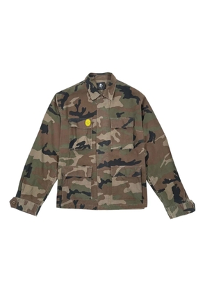 Warren Lotas camouflage-pattern multiple-patches overshirt - Green