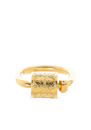 Marla Aaron 18K yellow gold Engraved Trundle ring