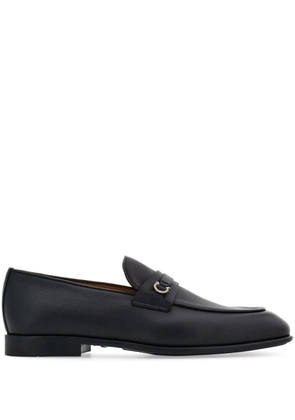 Ferragamo Gancini-plaque leather loafers - Black