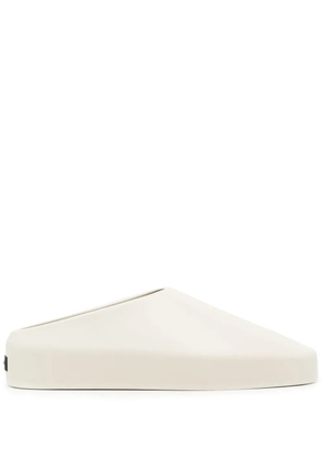 Fear Of God The California 2.0 slippers - White