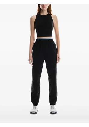On Running racerback crop top - Black