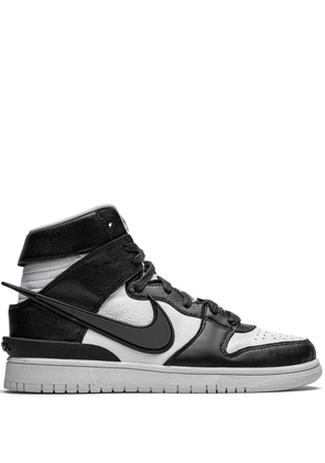 Nike x AMBUSH Dunk High SP 'Spruce Aura' sneakers - Black