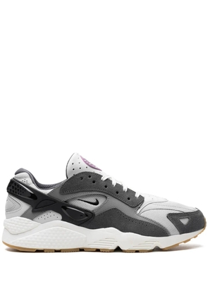 Nike Air Huarache Runner 'Light Smoke Grey' sneakers