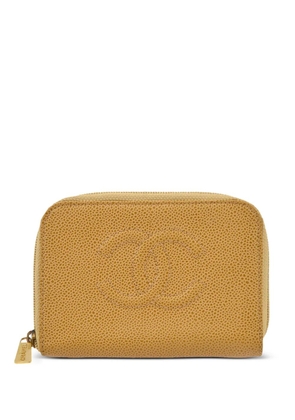 CHANEL Pre-Owned 2000 CC-embossed leather wallet - Yellow