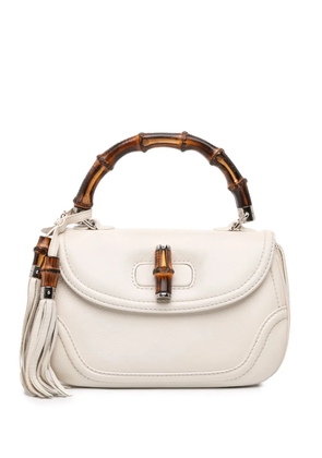 Gucci Pre-Owned 2016-2025 Medium Calfskin New Bamboo Top Handle Bag satchel - White