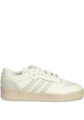 adidas Rivalry Low sneakers - White